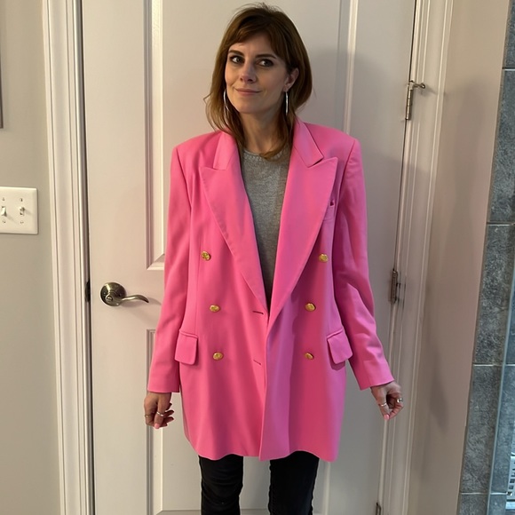 Pink Escada blazer with gold buttons double breasted - Picture 2 of 8